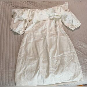 H&M Off-Shoulder Dress linen like size M